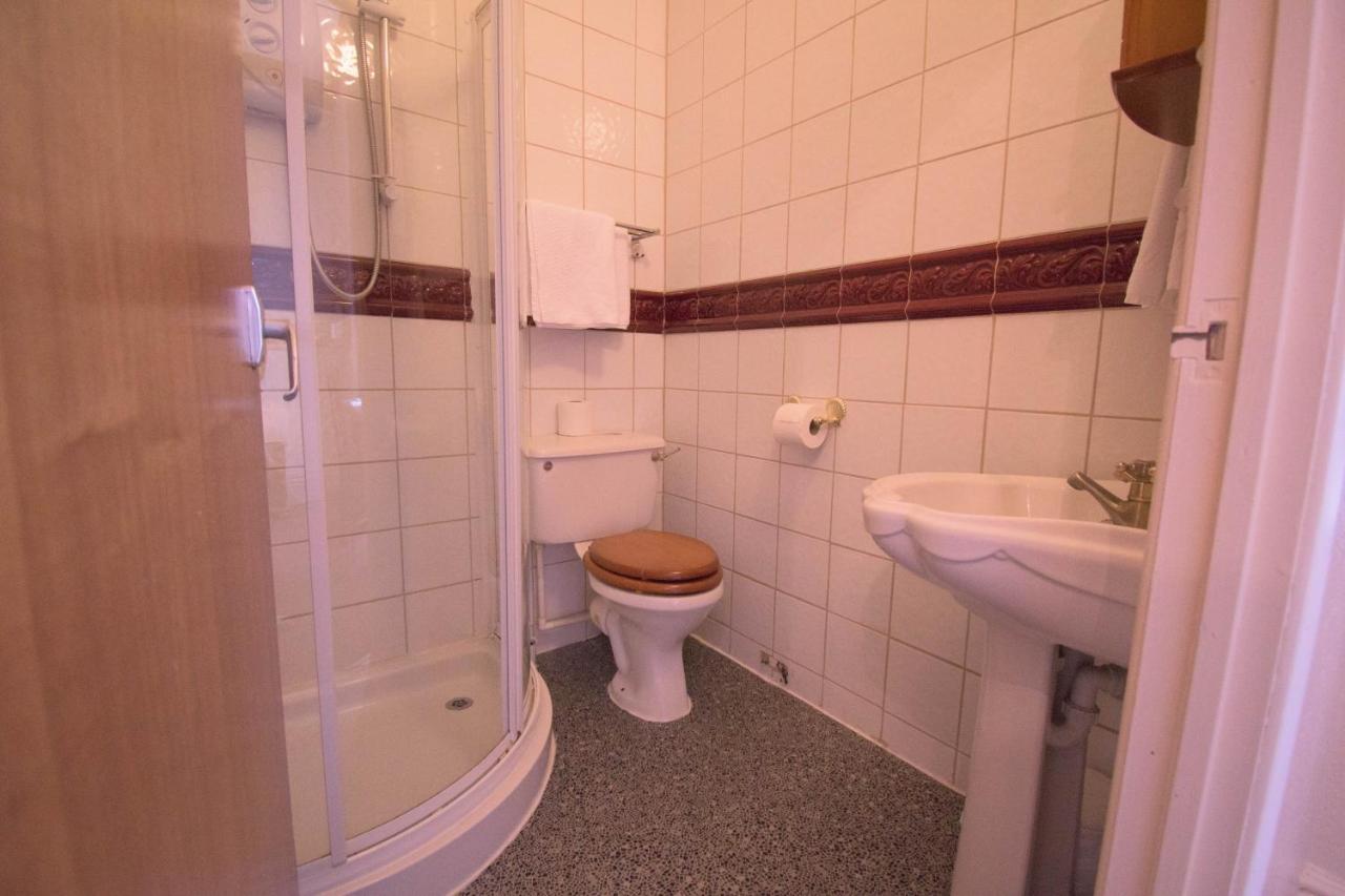 Pinegrove 3* Carlisle (Cumbria)